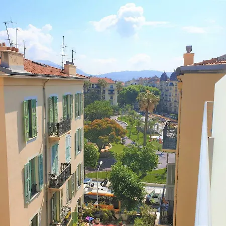 Duplex Dernier Etage Balcon 507 דירה